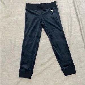 Abercrombie kids girls velour fleece joggers 5/6